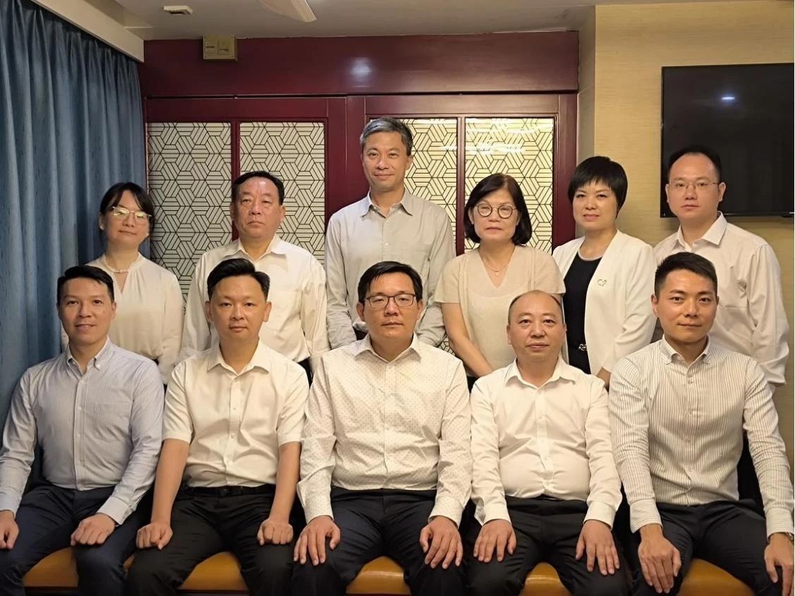 湖北省僑聯代表團出訪香港并簽署公益合作項目